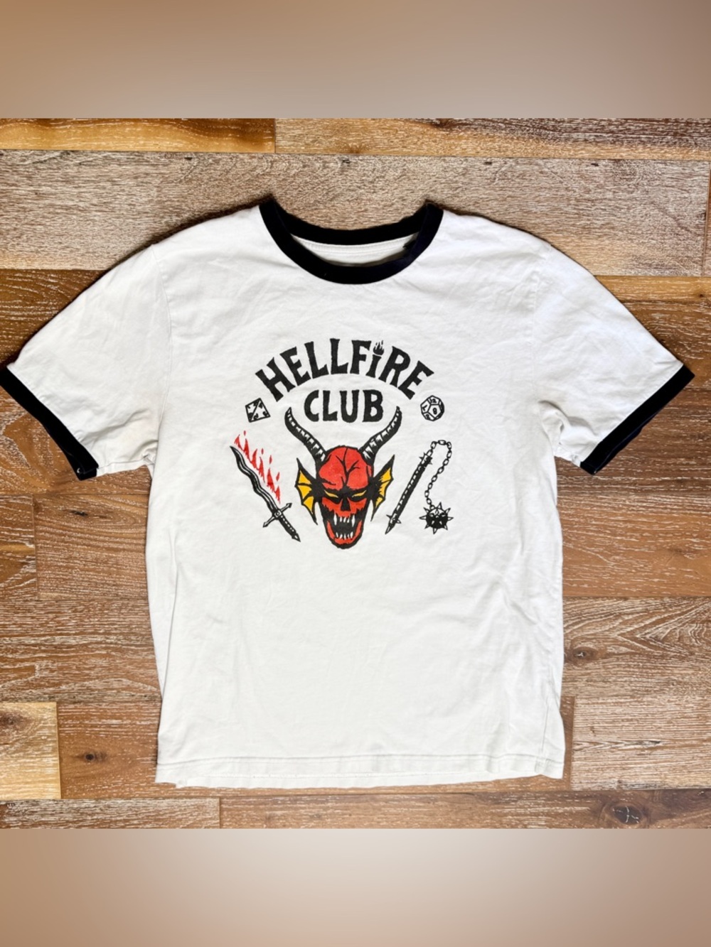 Stranger Things Hellfire Club Graphic Ringer Tee T-shirt / White & Black / Sz L